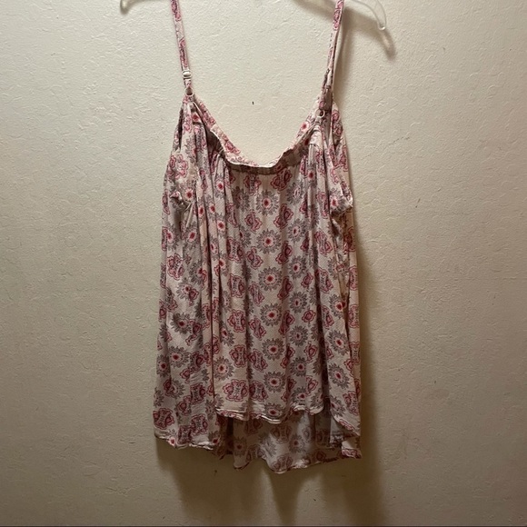 Torrid Medallion Print Stretch Back Cami Size 4X - Picture 5 of 9